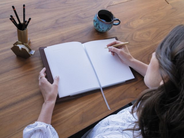 How to Make Your New Year's Resolutions Stick